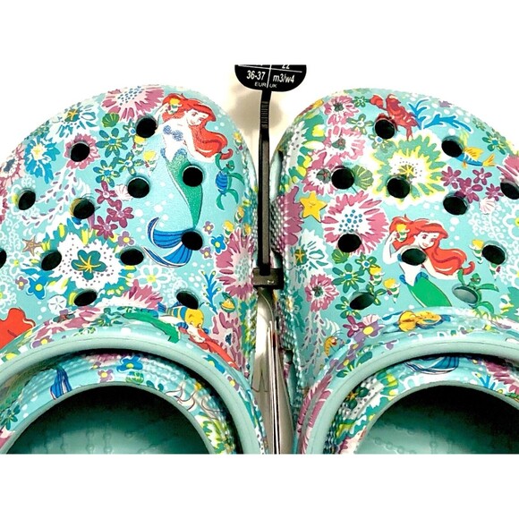 Vera Bradley Crocs Disney Little Mermaid Teal Ocean Floral Flower W6 Clog Ariel - Picture 4 of 5